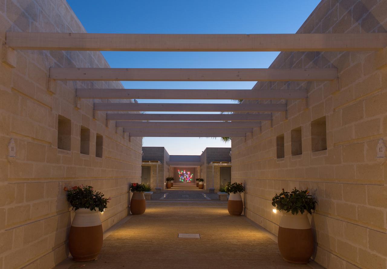 Aparthotel Borgo De Li Santi Otranto Exterior foto