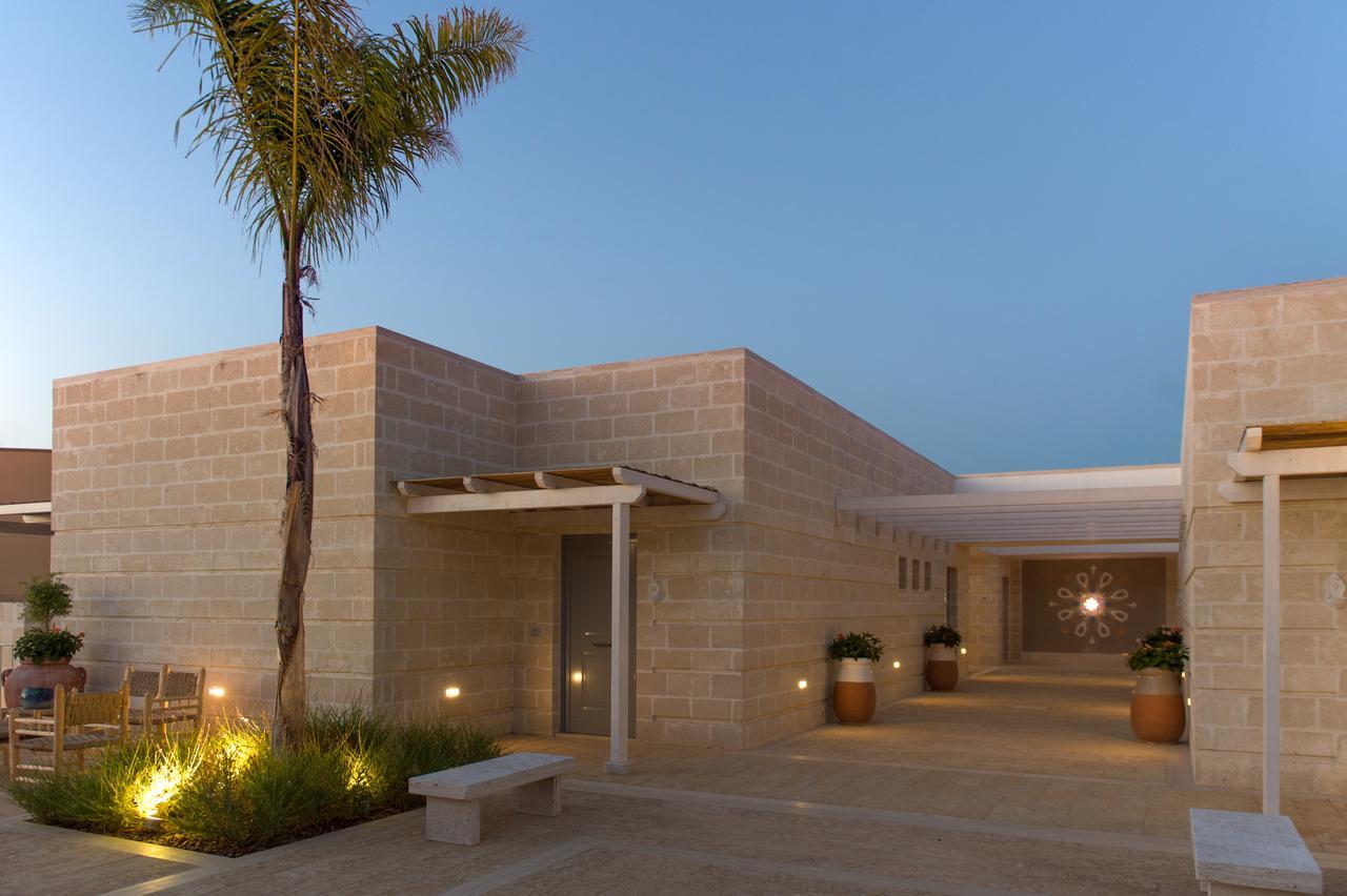 Aparthotel Borgo De Li Santi Otranto Exterior foto