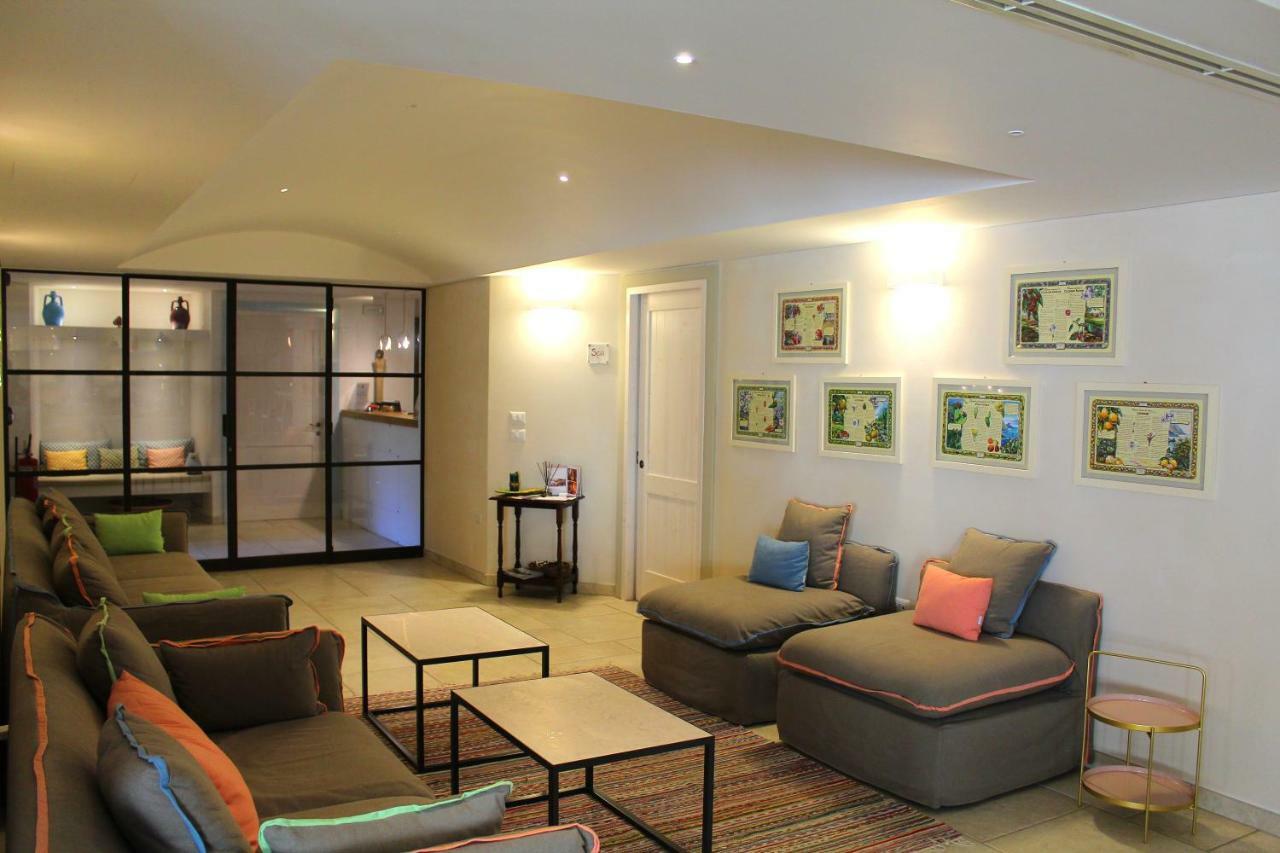 Aparthotel Borgo De Li Santi Otranto Exterior foto